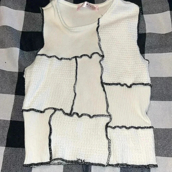 BLUE BLUSH boutique Size small top - Picture 1 of 4